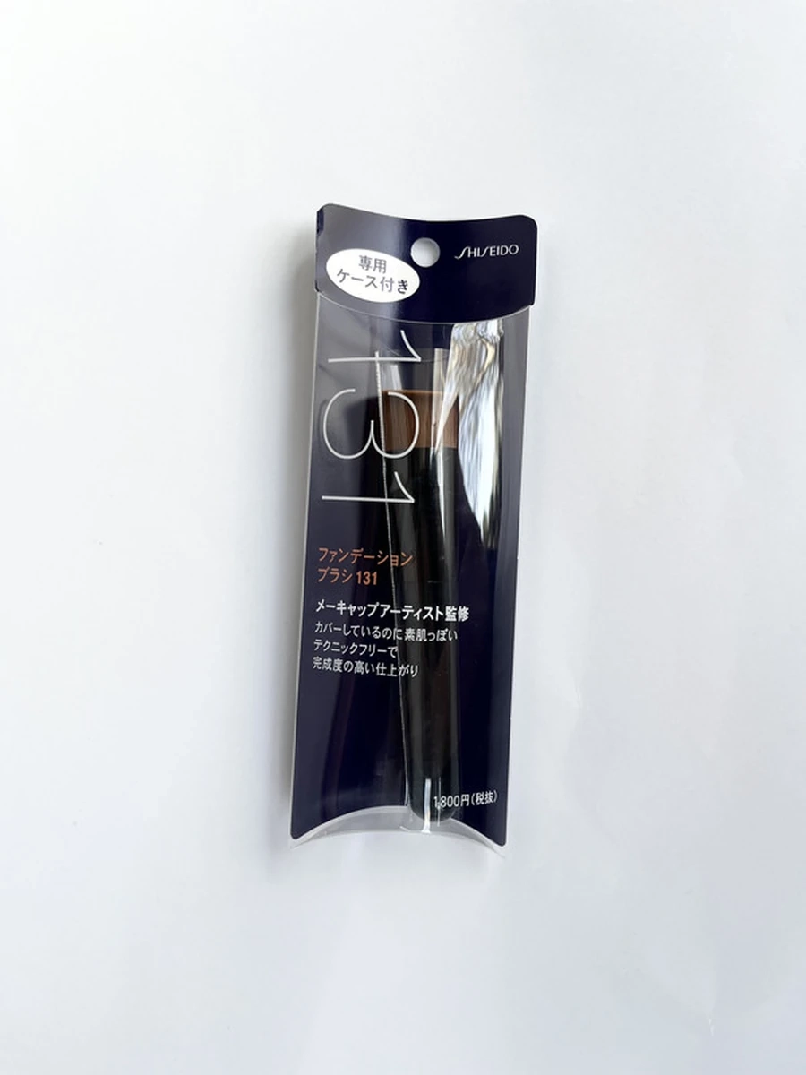 Shiseido Кисть для тональной основы.