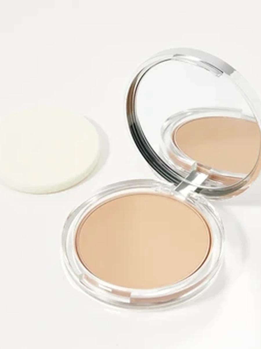 Clinique Almost Powder Makeup SPF15 03 light Пудра 10g