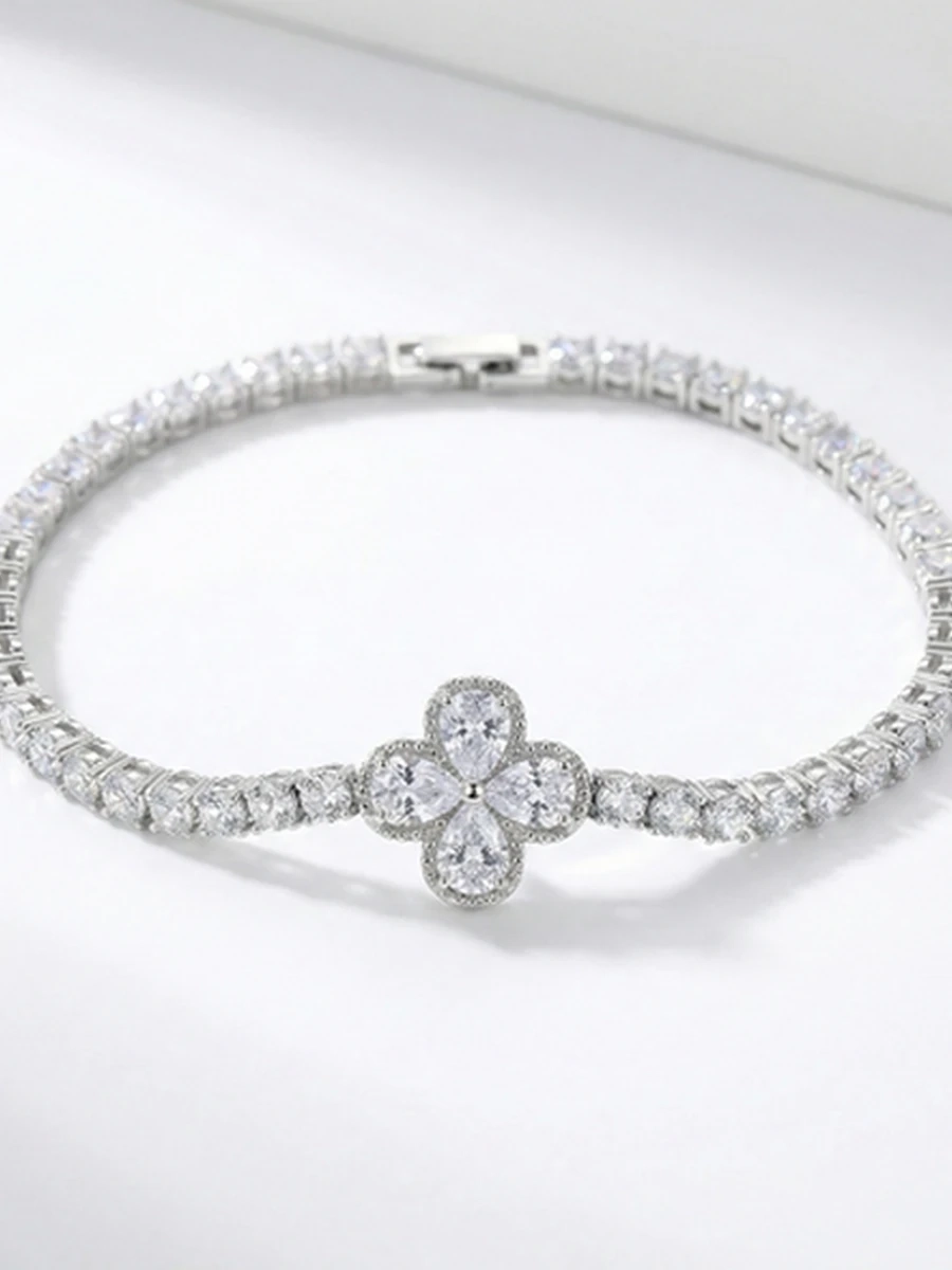 Браслет женский теннисный в стиле Van Cleef серебристый с фианитами