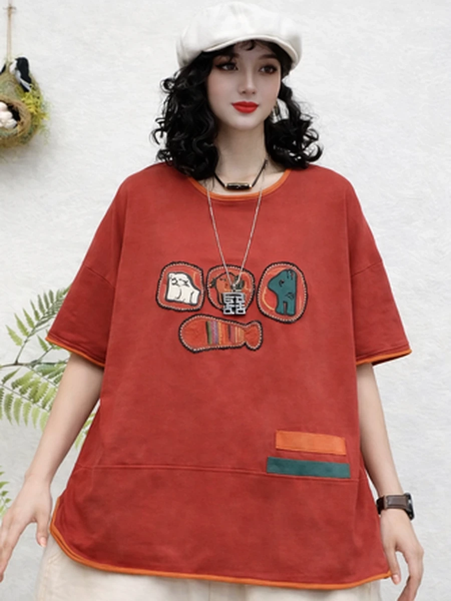Женская футболка oversize с вышивкой