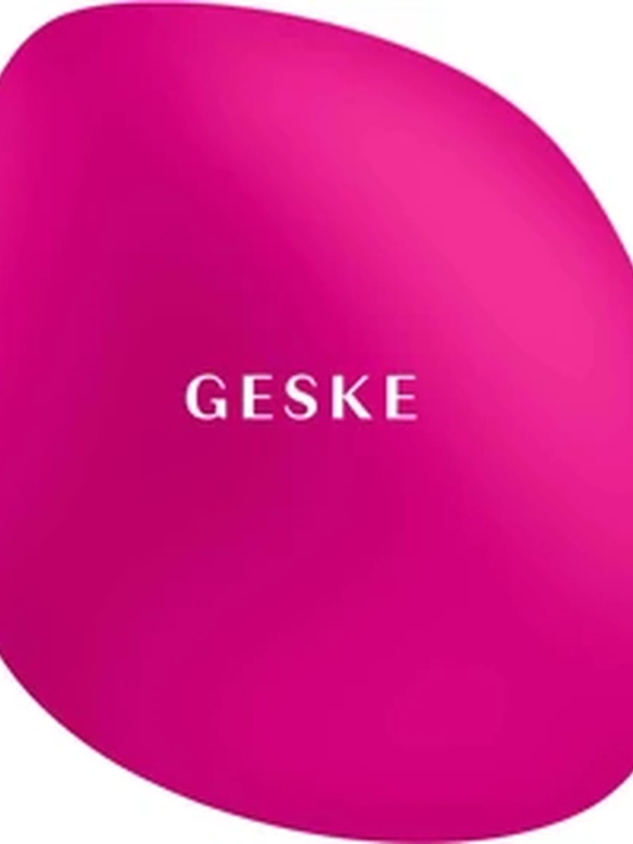 Geske SmartAppGuided™  Facial Brush 4 in 1-Щетка для лица 4 в 1