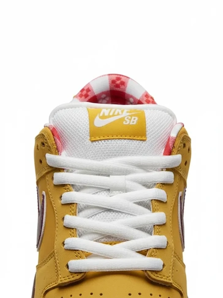 Кроссовки Nike SB Dunk Low желтые замшевые для скейтбординга и города