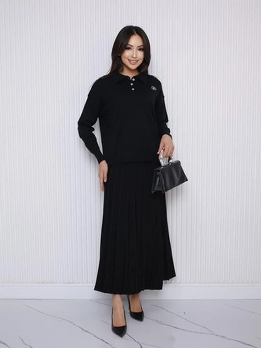Женский костюм с юбкой плиссе Elegant Style