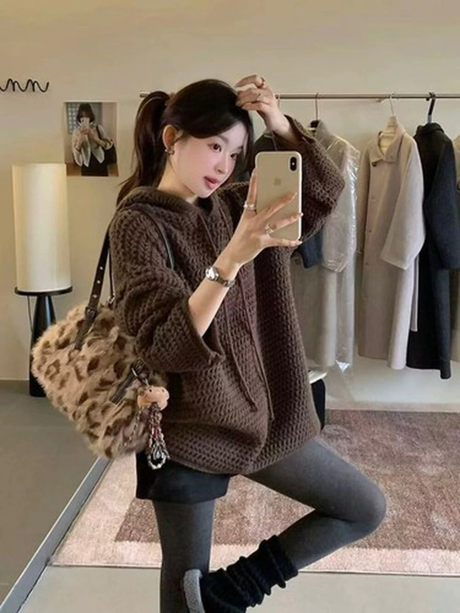 Женский свитер с капюшоном Soft Warm